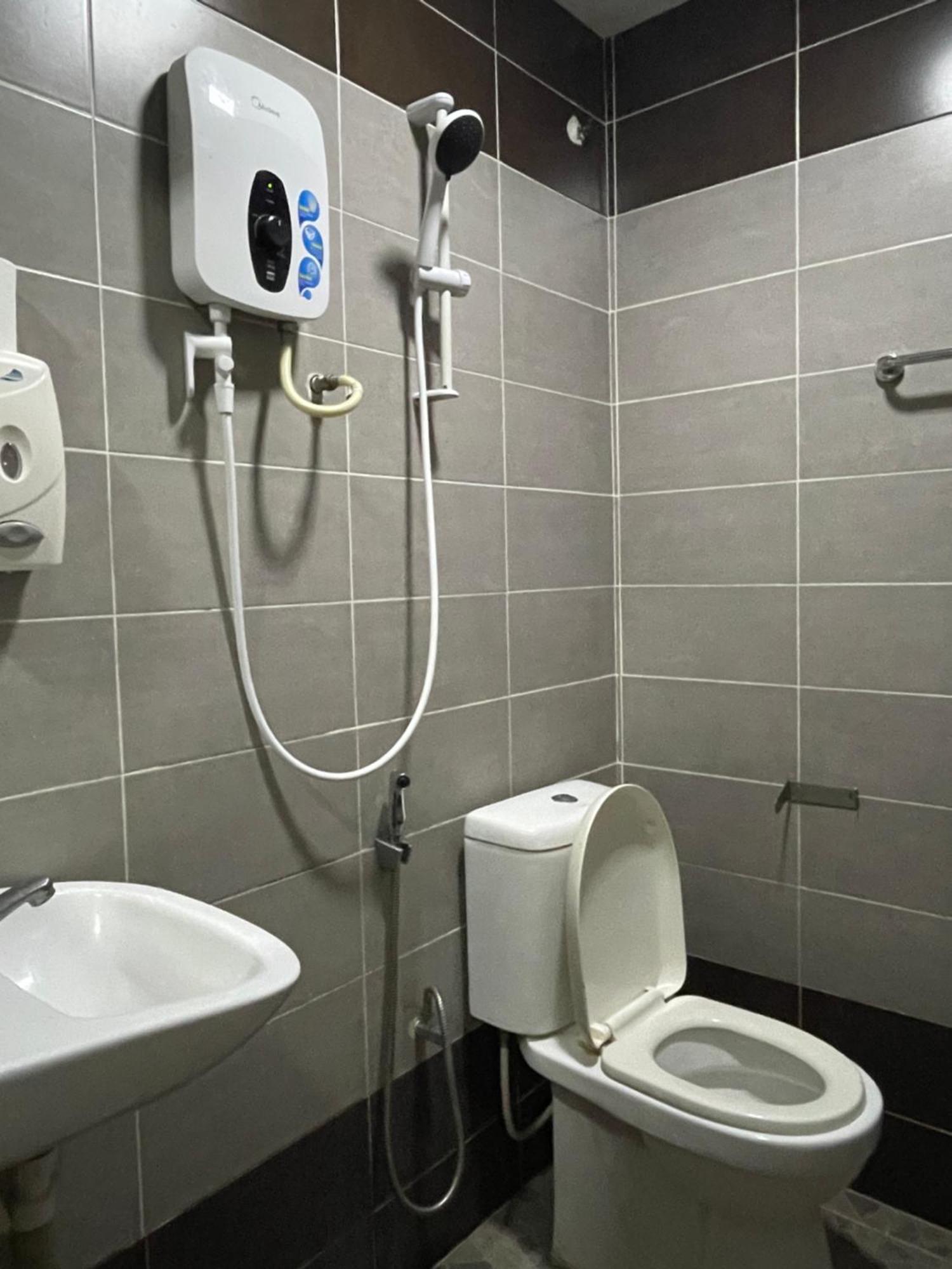 Hotel Rim Global Subang Subang Jaya Bagian luar foto